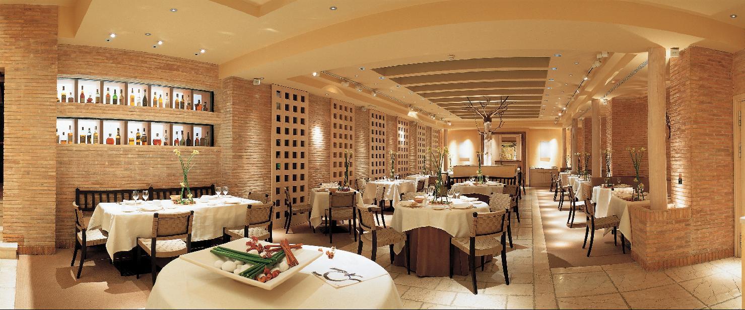 Hotel Palafox Zaragoza Luaran gambar Restaurant interior