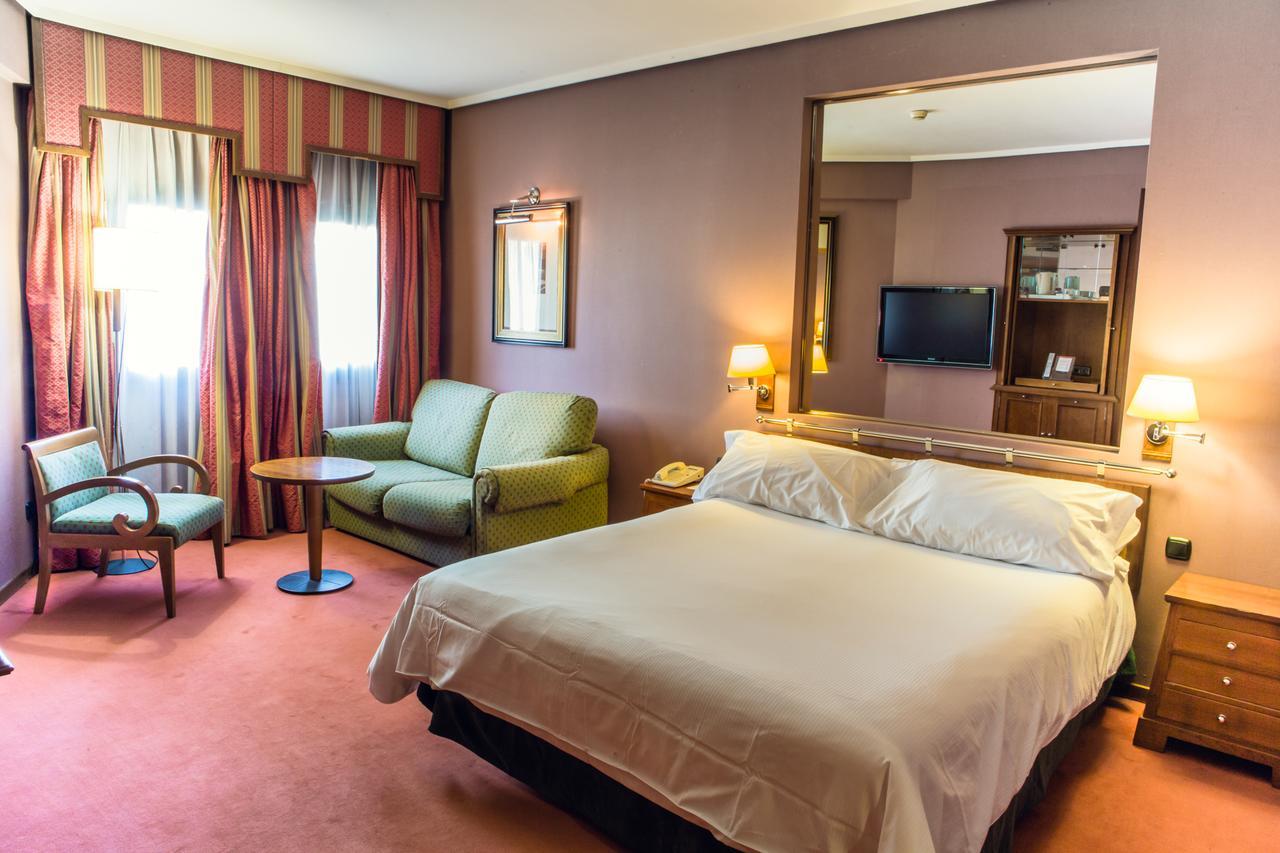 Hotel Palafox Zaragoza Luaran gambar