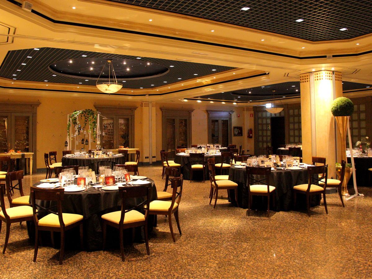 Hotel Palafox Zaragoza Luaran gambar The ballroom