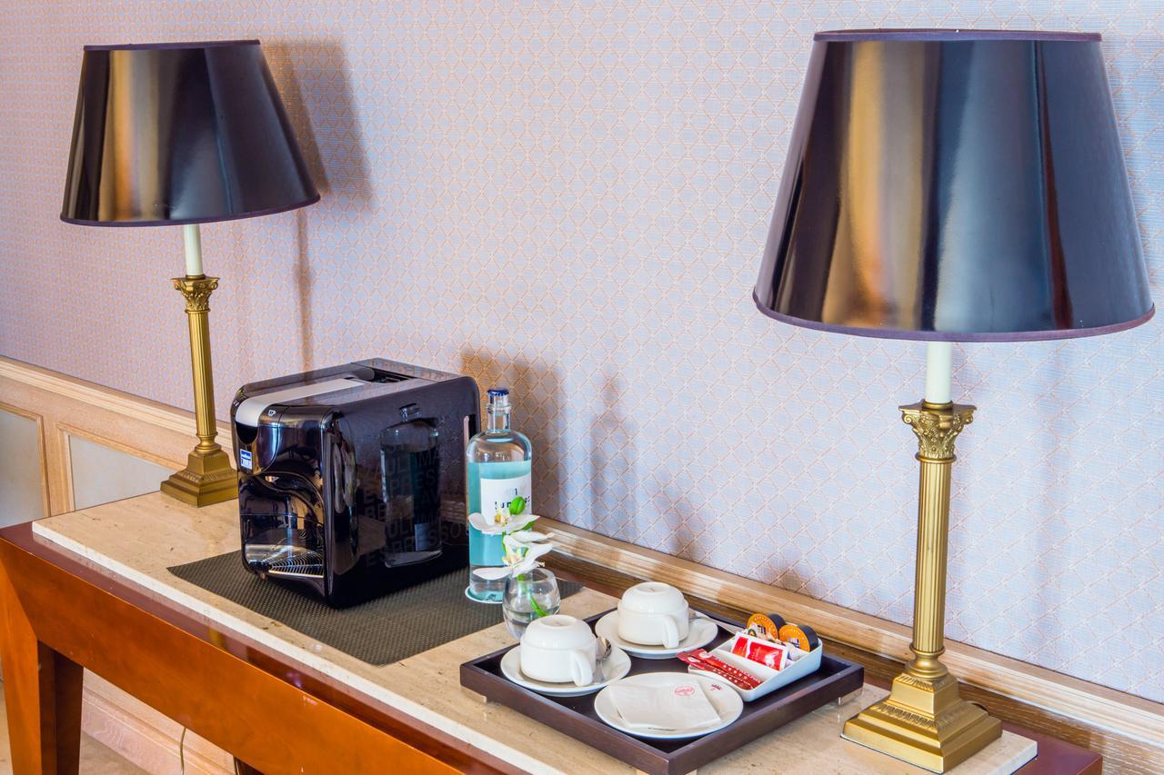 Hotel Palafox Zaragoza Luaran gambar
