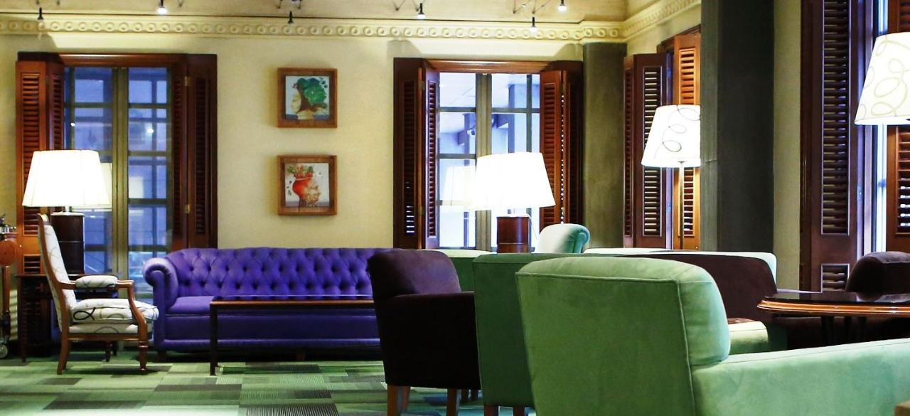 Hotel Palafox Zaragoza Luaran gambar The interior of the hotel